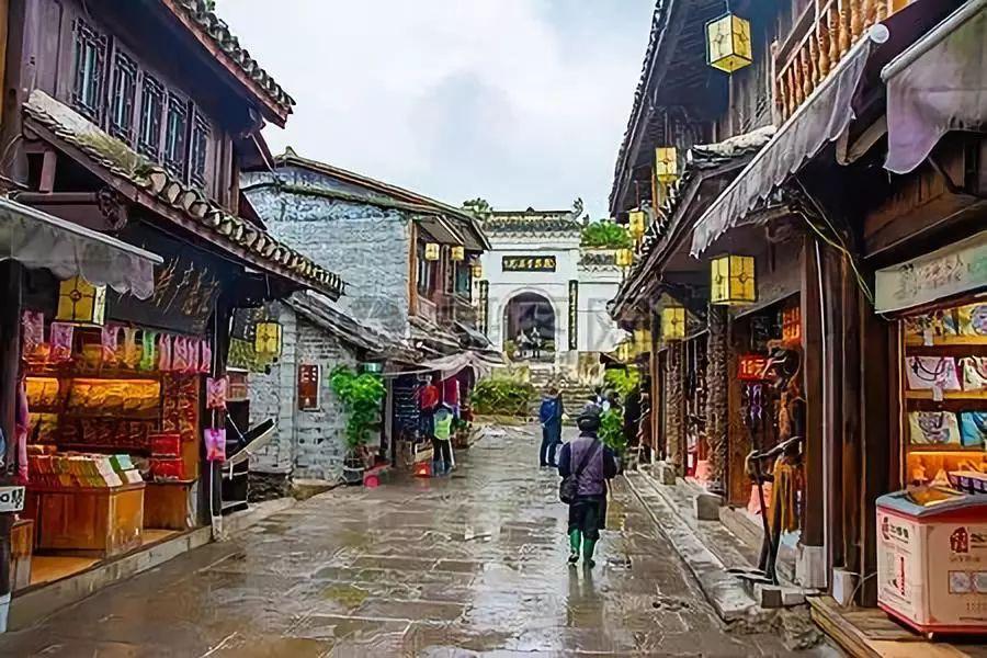 酸奶过期后怎么处理浇花游戏画面